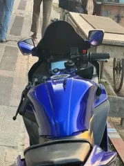 YAMAHA R15 V3